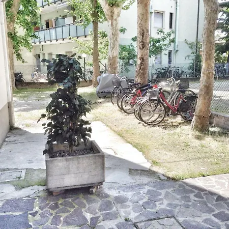 Monolocale Paradiso Valverde 28 * Чезенатико